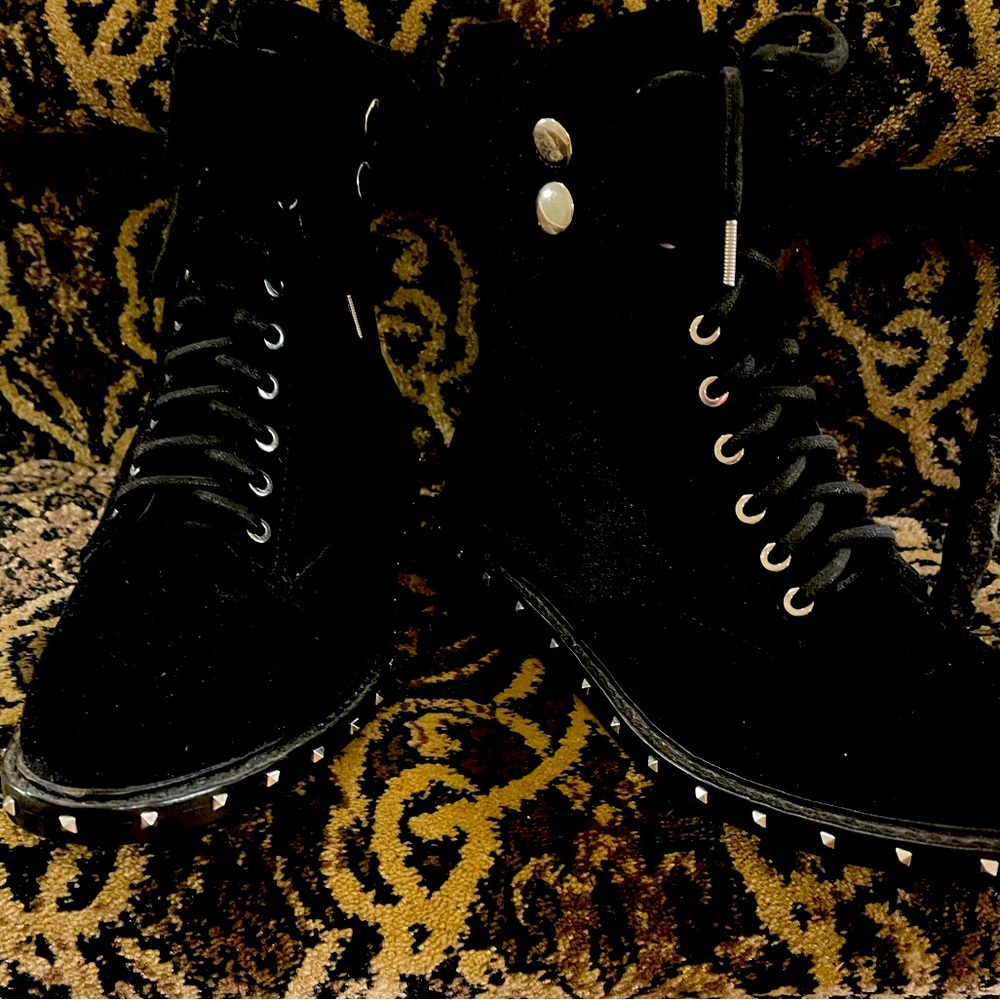 Vince Camuto very stylish black suede Ankle Boots